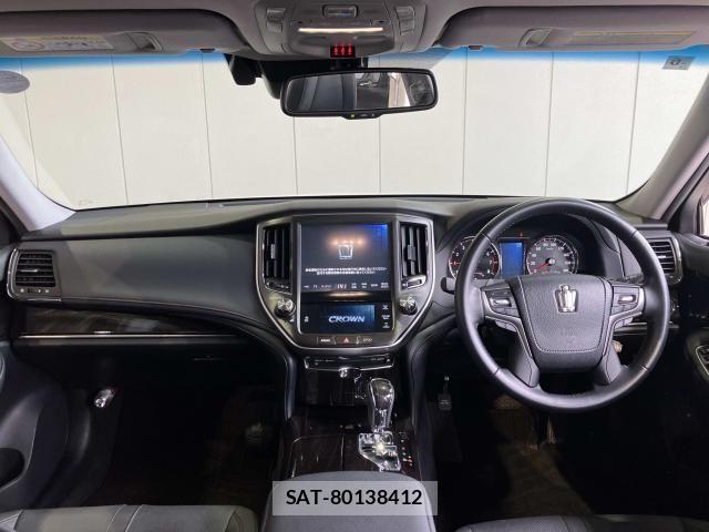 Toyota CROWN SEDAN 2017-06 8335334-6