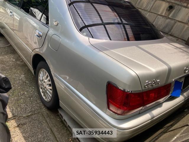 Toyota CROWN SEDAN 2001-09 8335349-3