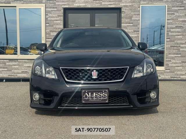 Toyota CROWN SEDAN 2011-06 8335347-11