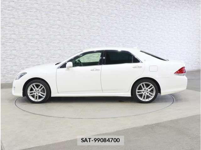 Toyota CROWN SEDAN 2010-05 8335343-11
