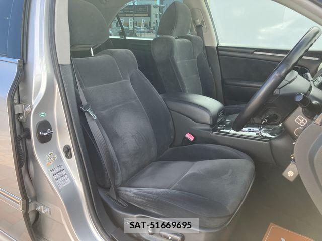 Toyota CROWN SEDAN 2005-07 8335352-10