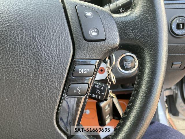 Toyota CROWN SEDAN 2005-07 8335352-17
