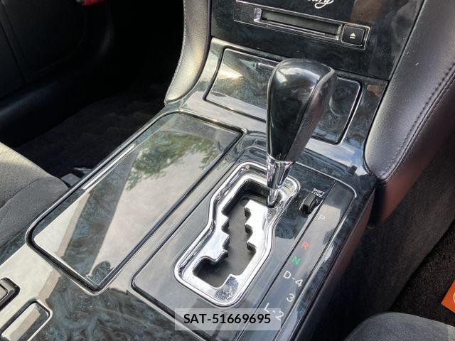 Toyota CROWN SEDAN 2005-07 8335352-18