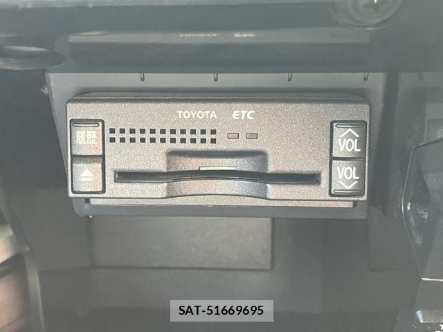 Toyota CROWN SEDAN 2005-07 8335352-21
