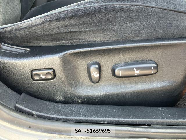 Toyota CROWN SEDAN 2005-07 8335352-24