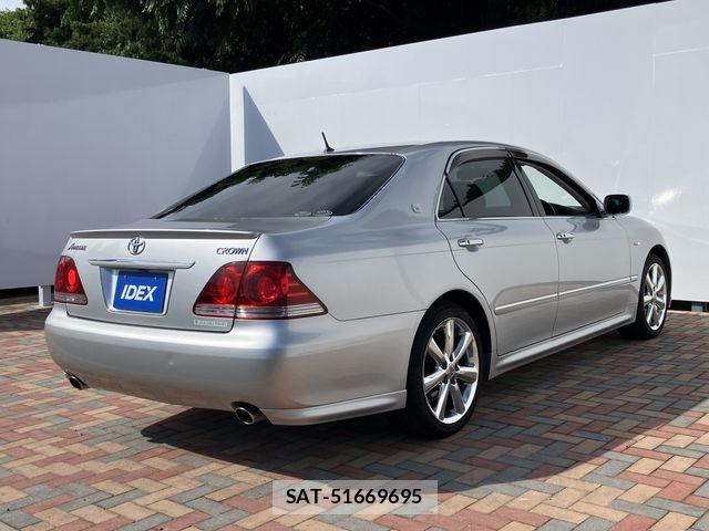 Toyota CROWN SEDAN 2005-07 8335352-2