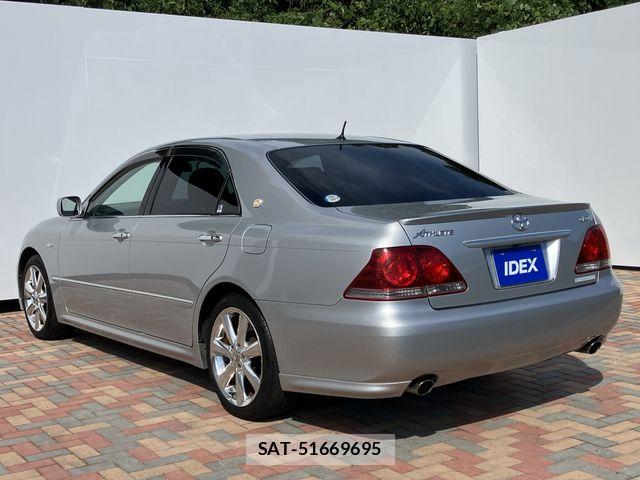 Toyota CROWN SEDAN 2005-07 8335352-8