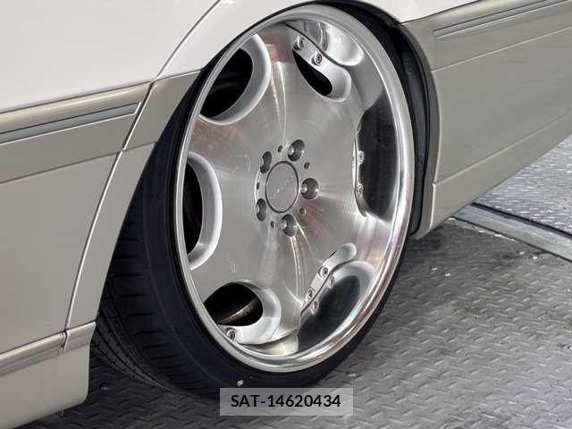 Toyota CROWN SEDAN 2002-04 8335337-19