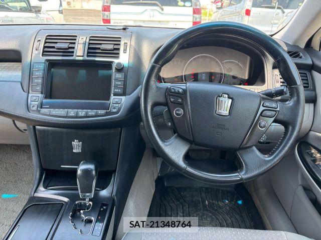 Toyota CROWN SEDAN 2008-03 8335350-2