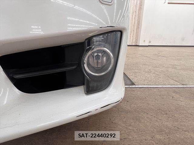 Toyota CROWN SEDAN 2011-09 8335344-21