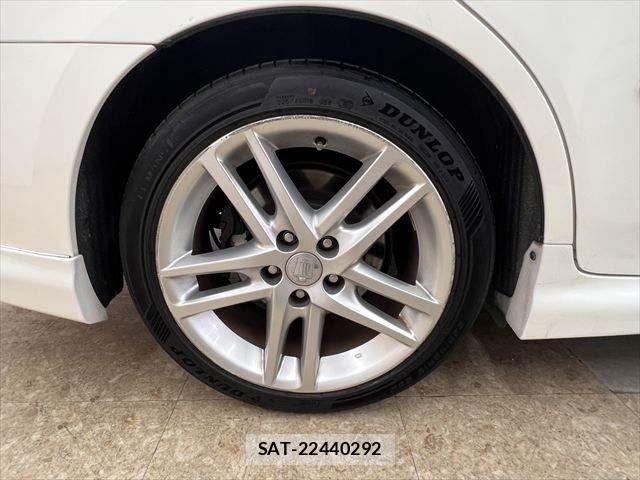 Toyota CROWN SEDAN 2011-09 8335344-26