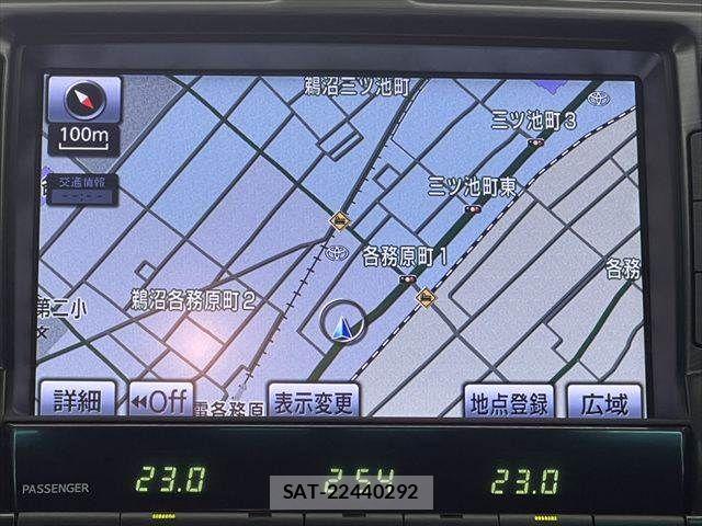 Toyota CROWN SEDAN 2011-09 8335344-3