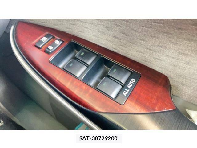 Toyota CROWN SEDAN 2008-06 8335351-9