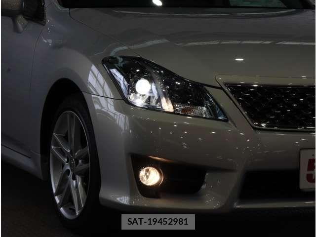 Toyota CROWN SEDAN 2012-06 8335345-14