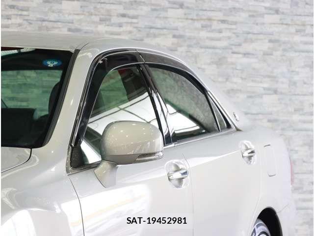 Toyota CROWN SEDAN 2012-06 8335345-15