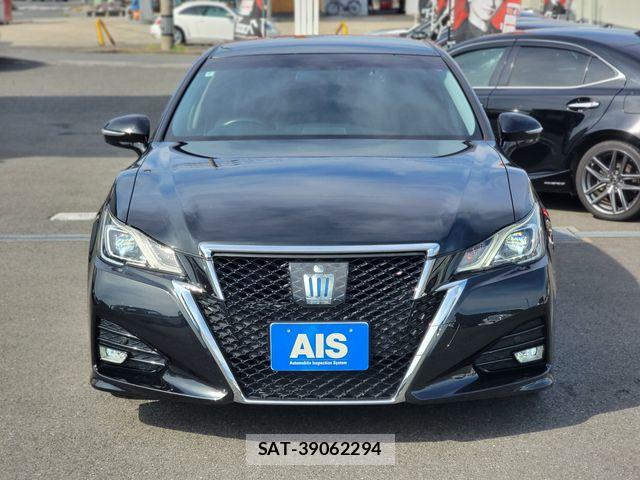 Toyota CROWN SEDAN 2016-02 8335335-1
