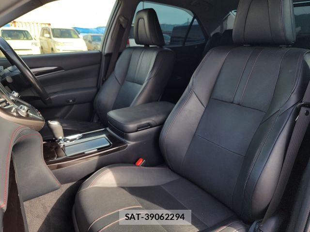 Toyota CROWN SEDAN 2016-02 8335335-23