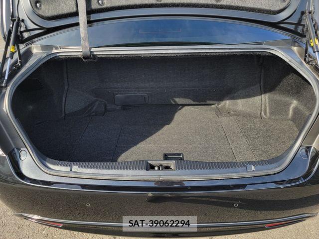 Toyota CROWN SEDAN 2016-02 8335335-24