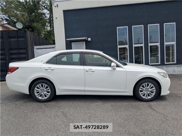 Toyota CROWN SEDAN 2014-01 8335348-5