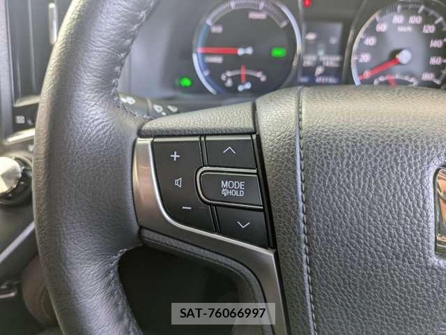 Toyota CROWN SEDAN 2013-05 8354212-14