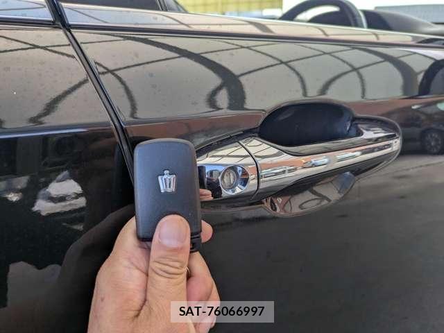 Toyota CROWN SEDAN 2013-05 8354212-27