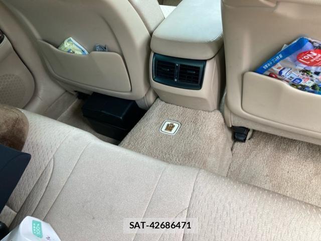 Toyota CROWN SEDAN 2008-04 8354217-10