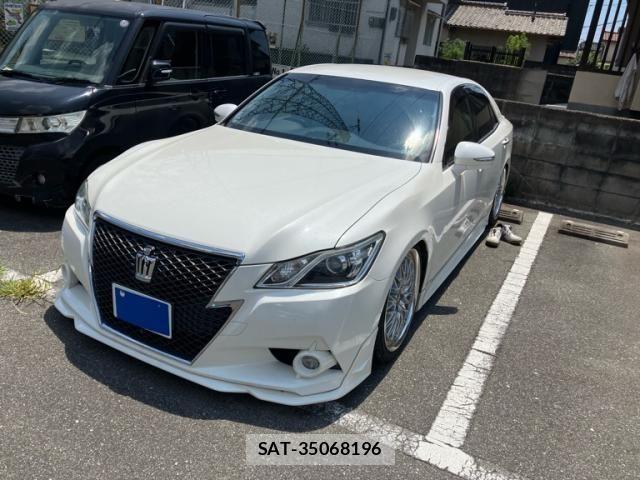 Toyota CROWN SEDAN 2013-06 8354213-0