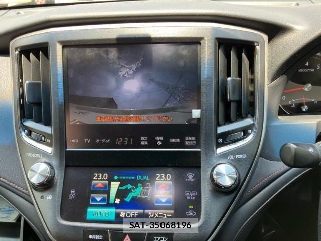 Toyota CROWN SEDAN 2013-06 8354213-22