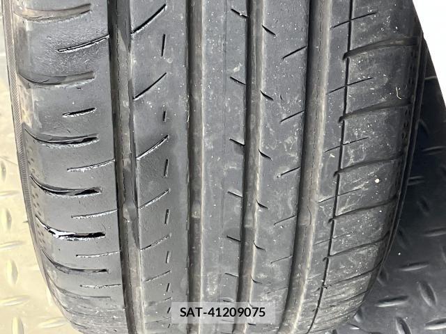 Toyota CROWN SEDAN 2017-02 8354211-23