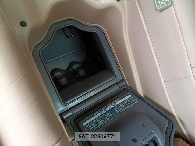 Toyota CROWN SEDAN 2008-04 8354214-10