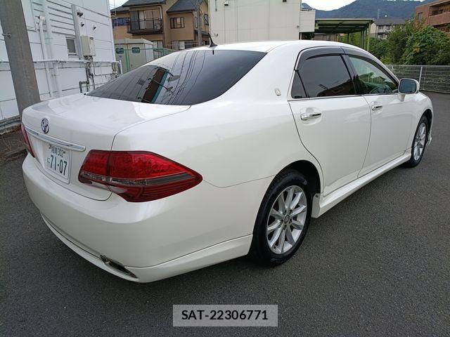 Toyota CROWN SEDAN 2008-04 8354214-4