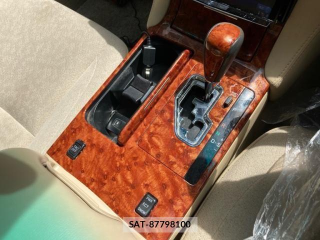 Toyota CROWN SEDAN 2004-03 8365279-17