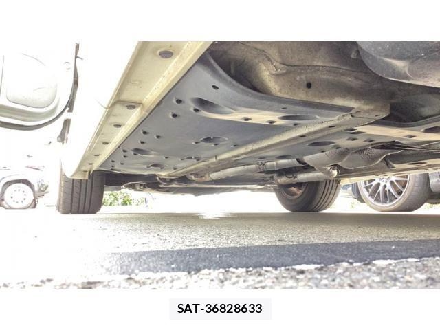 Toyota CROWN SEDAN 2004-06 8365281-7