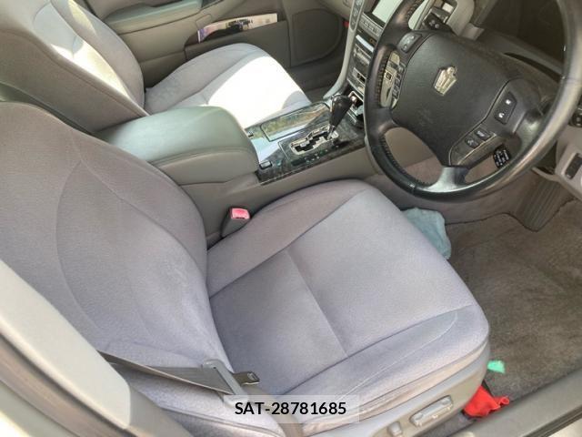Toyota CROWN SEDAN 2004-08 8365280-9