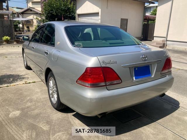 Toyota CROWN SEDAN 2004-08 8365280-3