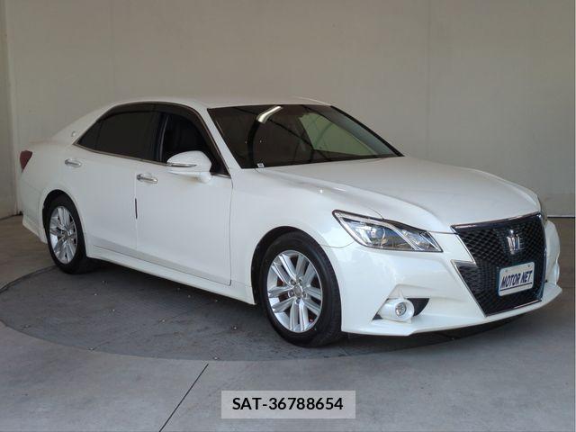 Toyota CROWN SEDAN 2013-07 8365267-16