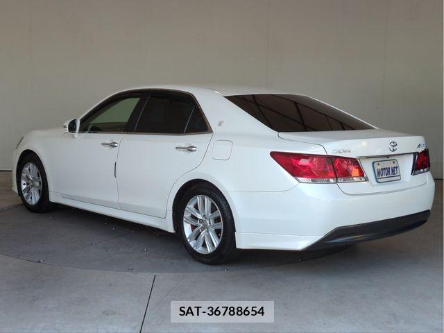 Toyota CROWN SEDAN 2013-07 8365267-19