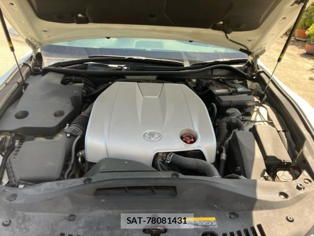 Toyota CROWN SEDAN 2014-08 8365268-5