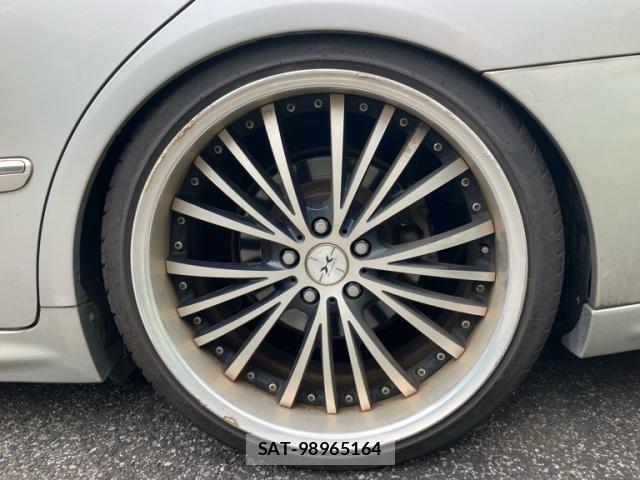 Toyota CROWN SEDAN 2003-12 8365282-4