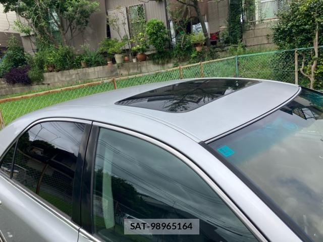 Toyota CROWN SEDAN 2003-12 8365282-6