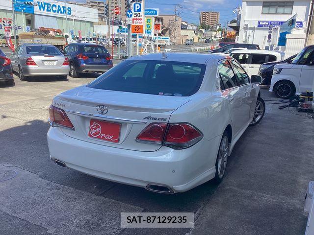 Toyota CROWN SEDAN 2010-12 8365272-2