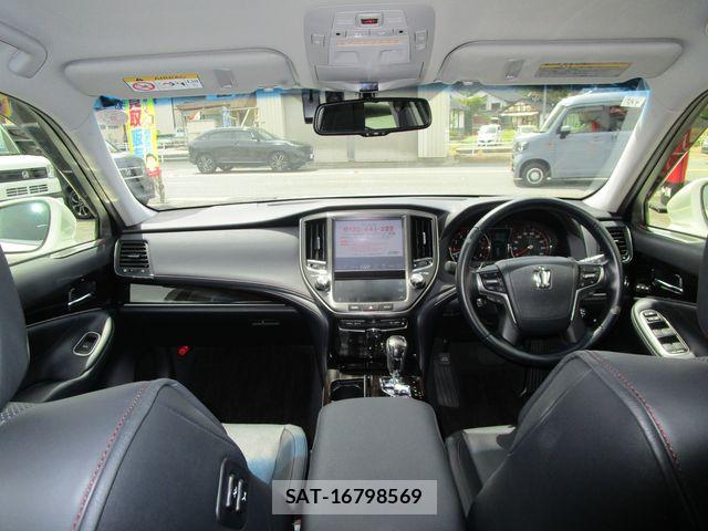 Toyota CROWN SEDAN 2015-10 8365263-11