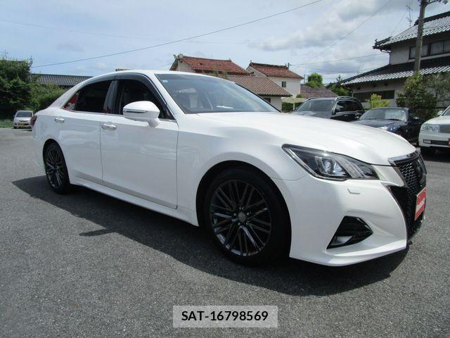 Toyota CROWN SEDAN 2015-10 8365263-1