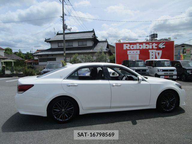 Toyota CROWN SEDAN 2015-10 8365263-2
