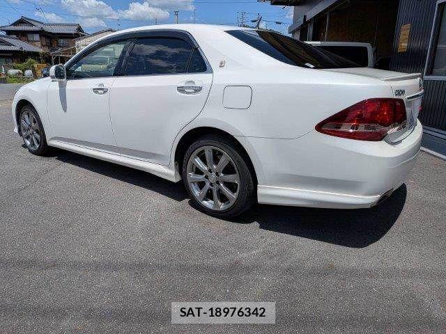 Toyota CROWN SEDAN 2008-05 8365271-19