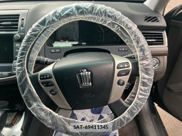 Toyota CROWN SEDAN 2010-05 8365275-12