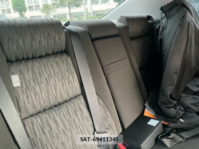 Toyota CROWN SEDAN 2010-05 8365275-17
