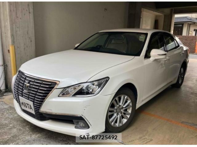Toyota CROWN SEDAN 2014-09 8365270-0