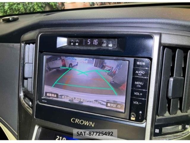 Toyota CROWN SEDAN 2014-09 8365270-12