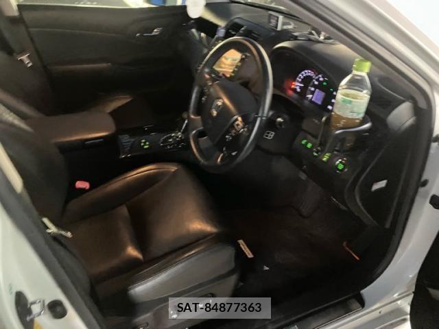 Toyota CROWN SEDAN 2009-08 8365269-12